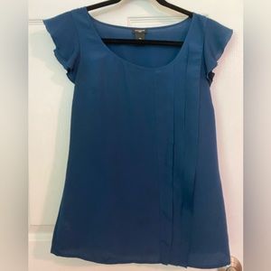 Teal Ann Taylor ruffled-sleeved blouse.